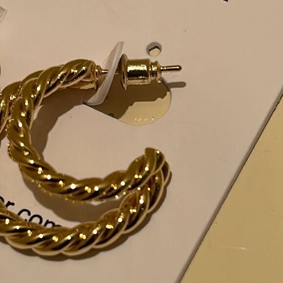 Rendor Small Victoria Double Braided Hoop Earrings Yellow Gold Plated New - Picture 3 of 7